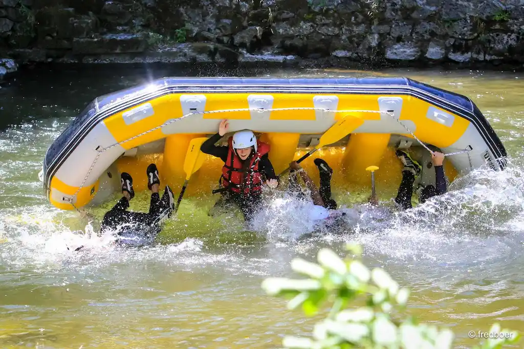 Rafting dans les gorges de l'Aude