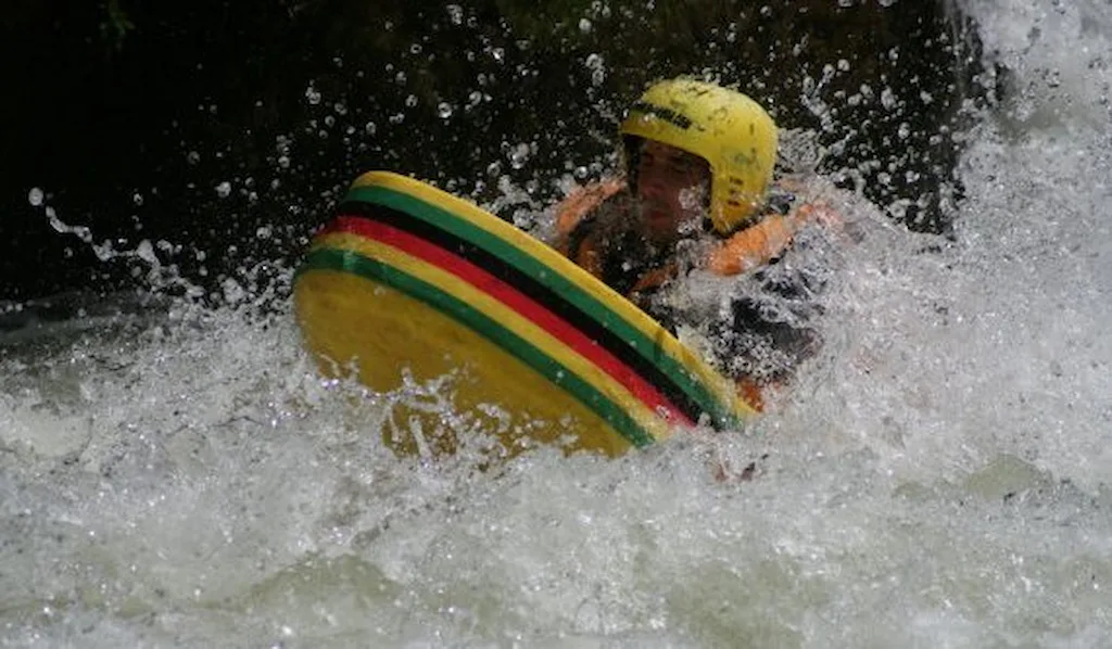 Descente de rivière à la nage Pyrénées-Orientales